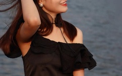 浴室里强摁做开腿呻吟的漫画图片